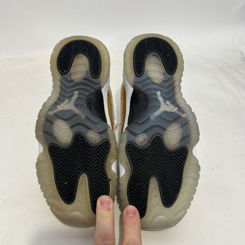 Nike Air Jordan 11 Retro Low GS “Closing Ceremony” - Picture 8 of 9